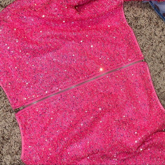 Beautiful pink floral lehnga, for any occasion Indian parties, wedding, prom. - Picture 3 of 5